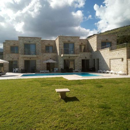 Villa Stylianos And Studios Kíssamos Eksteriør billede