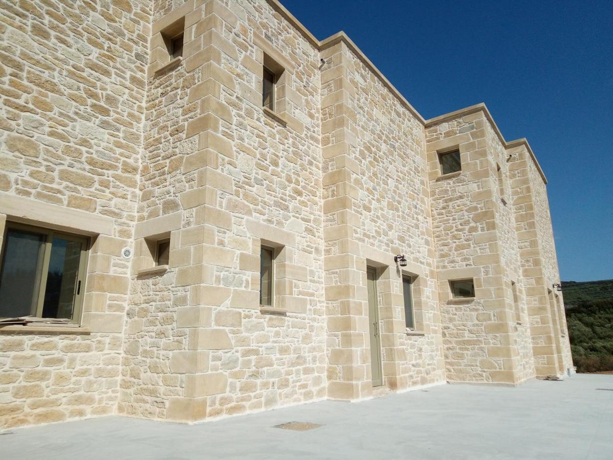 Villa Stylianos And Studios Kíssamos Eksteriør billede