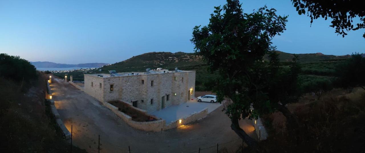 Villa Stylianos And Studios Kíssamos Eksteriør billede