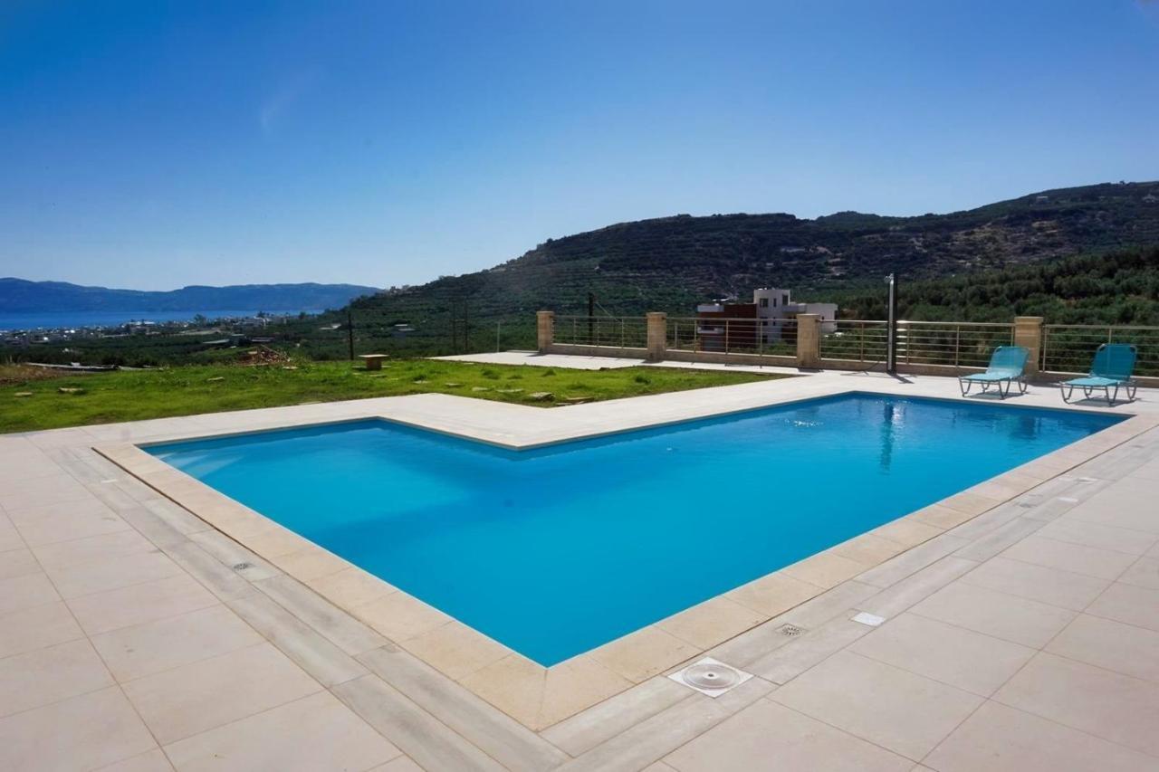 Villa Stylianos And Studios Kíssamos Eksteriør billede