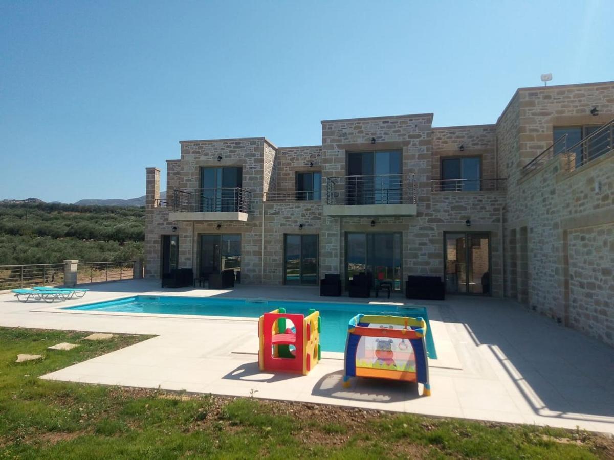 Villa Stylianos And Studios Kíssamos Eksteriør billede