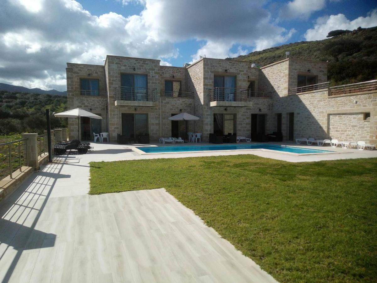 Villa Stylianos And Studios Kíssamos Eksteriør billede